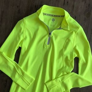 Roxy | L/S Fitness Pullover Top in Yellow